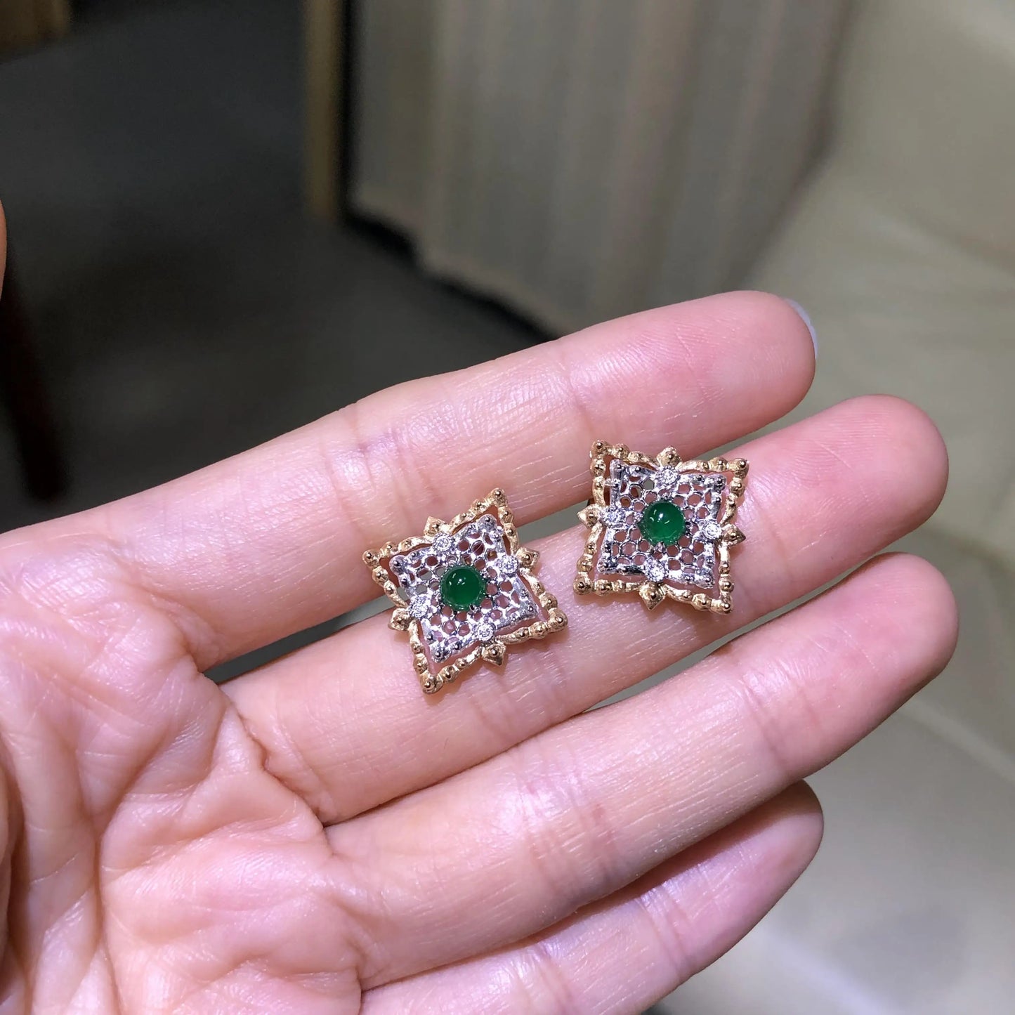 Vintage Jewels Solid 18k Gold Natural Cabochon cut Emerald Diamond Engagement Earrings Studs