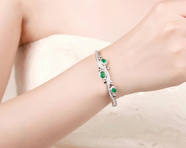 1.78ctw Oval Natural Emerald Pave Diamond 18K/Au750 White Gold Gem Bracelet Caimao Jewelry