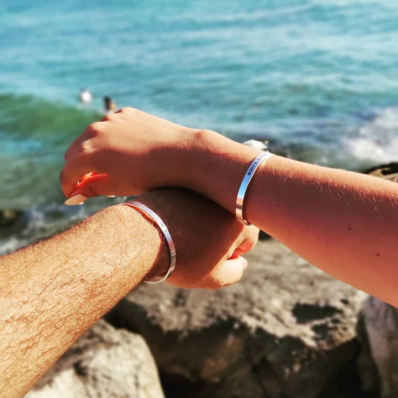 Custom Phrase Cuff Bracelets for Women Men Personalized Coordinates Text Name Bangles Stainless Steel Jewelry Famliy Lover Gifts