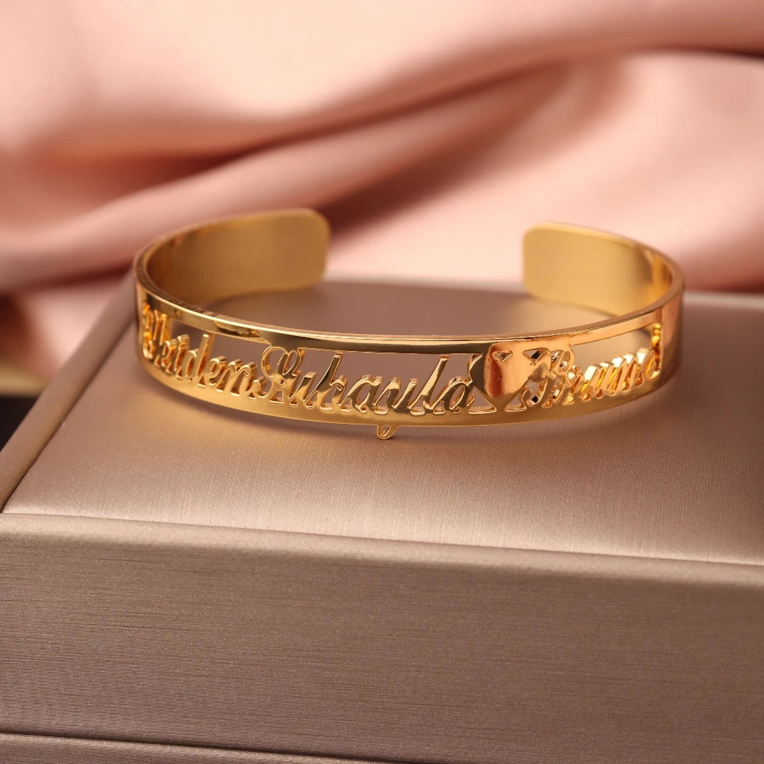 Personalized Custom Name Bracelet Crown Heart Fashion Bangle Stainless Steel Gold Color Bracelet for Women Jewelry Birthday Gift