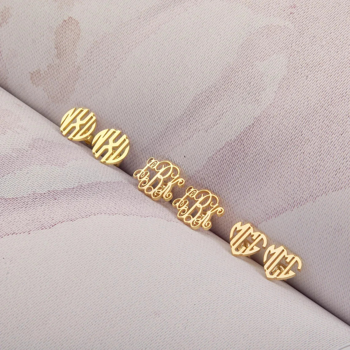 Monogram Earrings Customized Jewelry Stainless Steel Round Heart Initials Personalized Stud Earrings Women Fashion