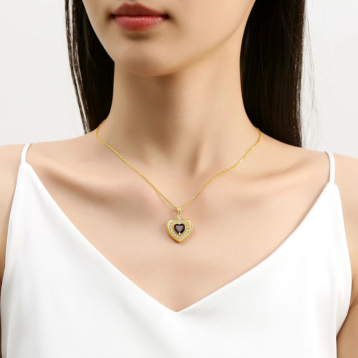 18K Genuine Gold Natural Garnet Pendant Heart Necklace Original Niche Design for Women Anniversary Party Gift Fine Jewelry