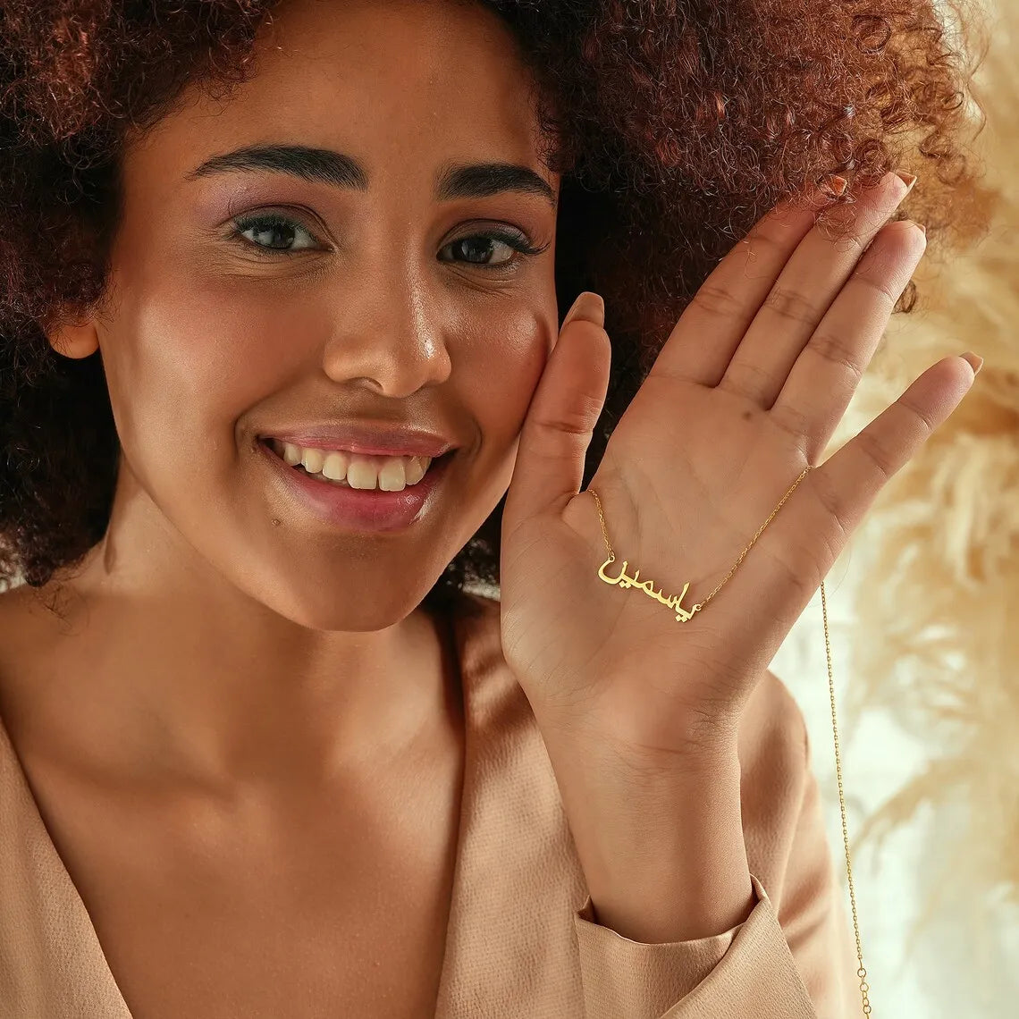 Bijoux islamiques Collier personnalisé avec nom arabe pour femme Collier ras du cou personnalisé avec nom persan Cadeaux pour vous-même et vos amis