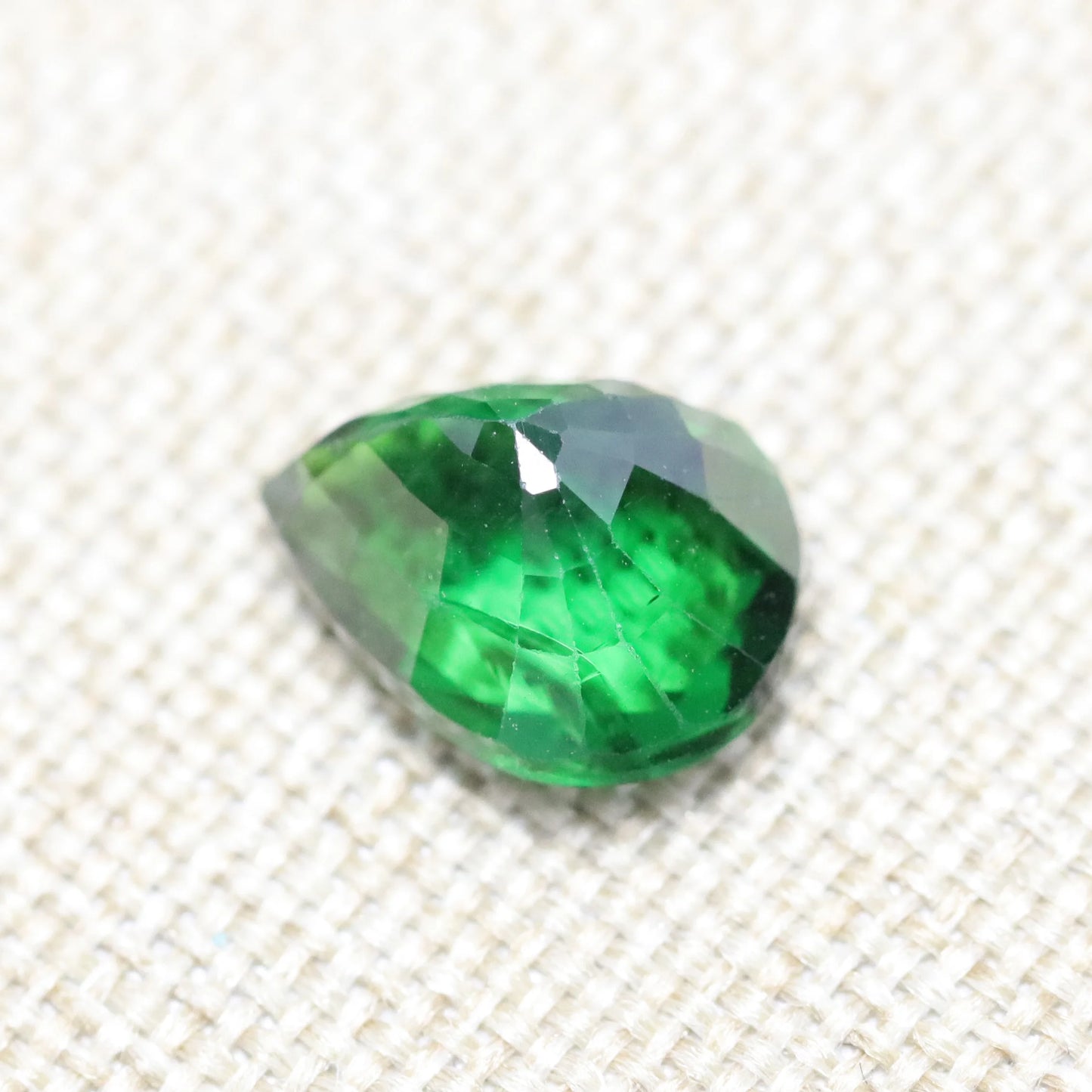 Gemstone1.6ctTsavorite Garnet Water drop shape8.46X6.48X4.16mm Private Custom Ring Pendant Earring Main Stone Natural Untreated