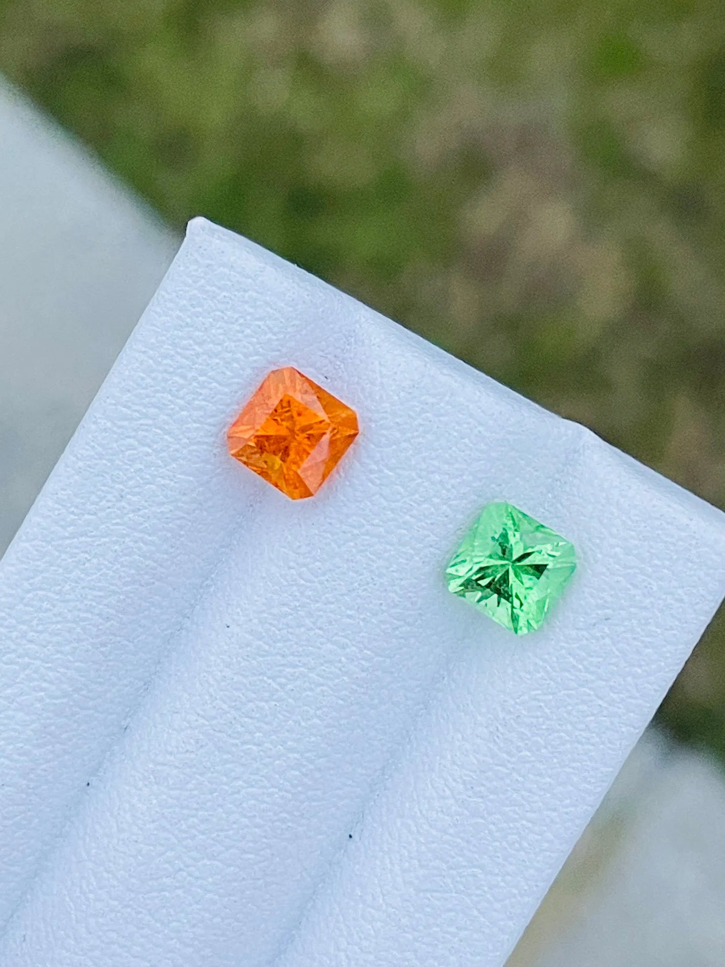 Natural Tsavorite Tanzania /Spessatite Nigiria Gemstones High Quality Cutting 2.56 Carats Green-Fanta Color Clarity
