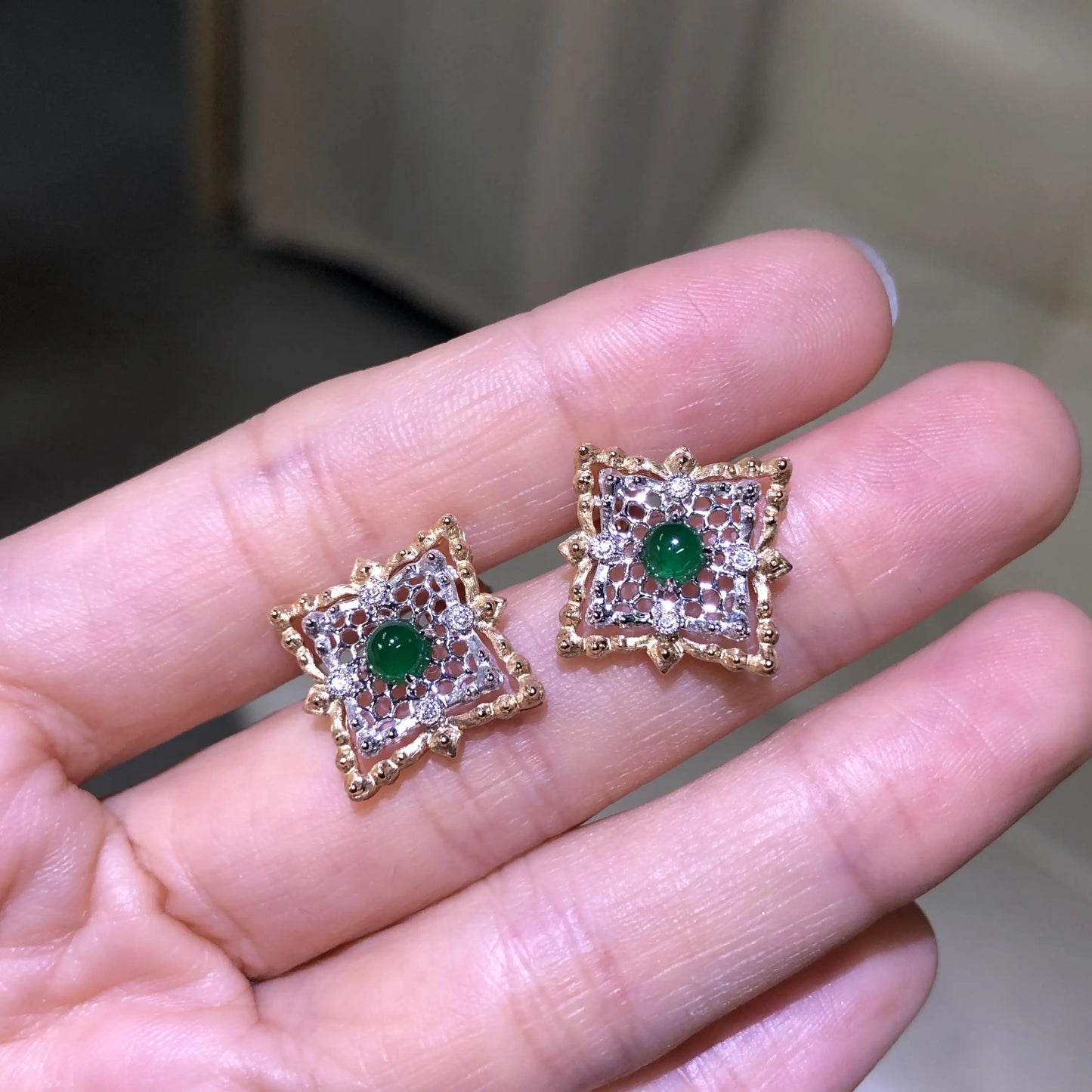 Vintage Jewels Solid 18k Gold Natural Cabochon cut Emerald Diamond Engagement Earrings Studs