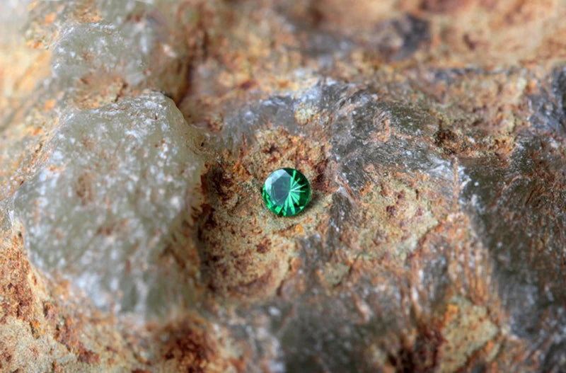 Natural 2.5mm round cut Tsavorite for jewelry making,green loose gemstone with bright color,DIY main stone color fire