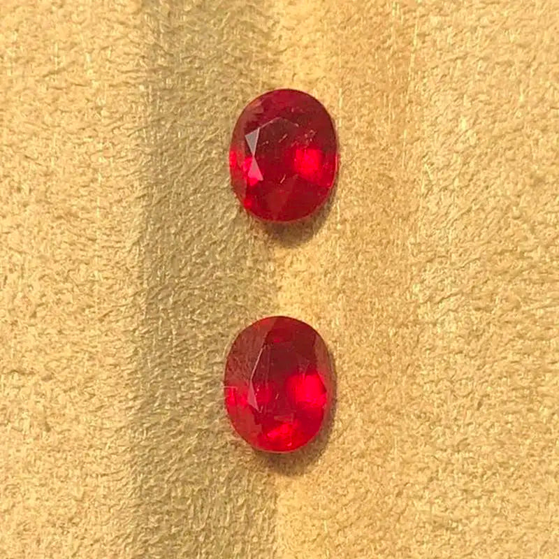 Natural Ruby PigeonBlood red RUBY Oval size 4x5mm weight about 0.5ct red PigeonBlood color is gorgeous diamonds generally shine