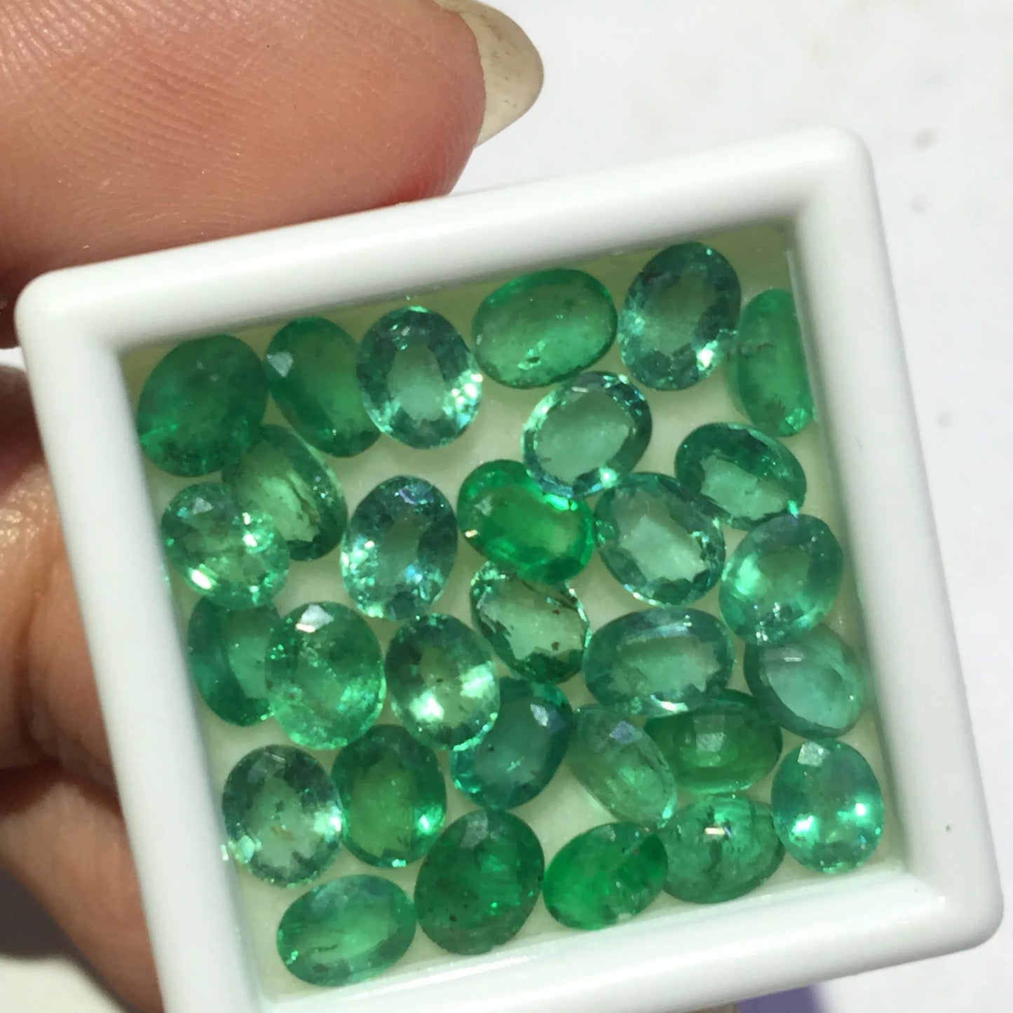 Real Natural emerald gemstones used for ring necklace earrings bracelet pendant Colombia AAAA4M*5MM gem In bulk1pcs/lot