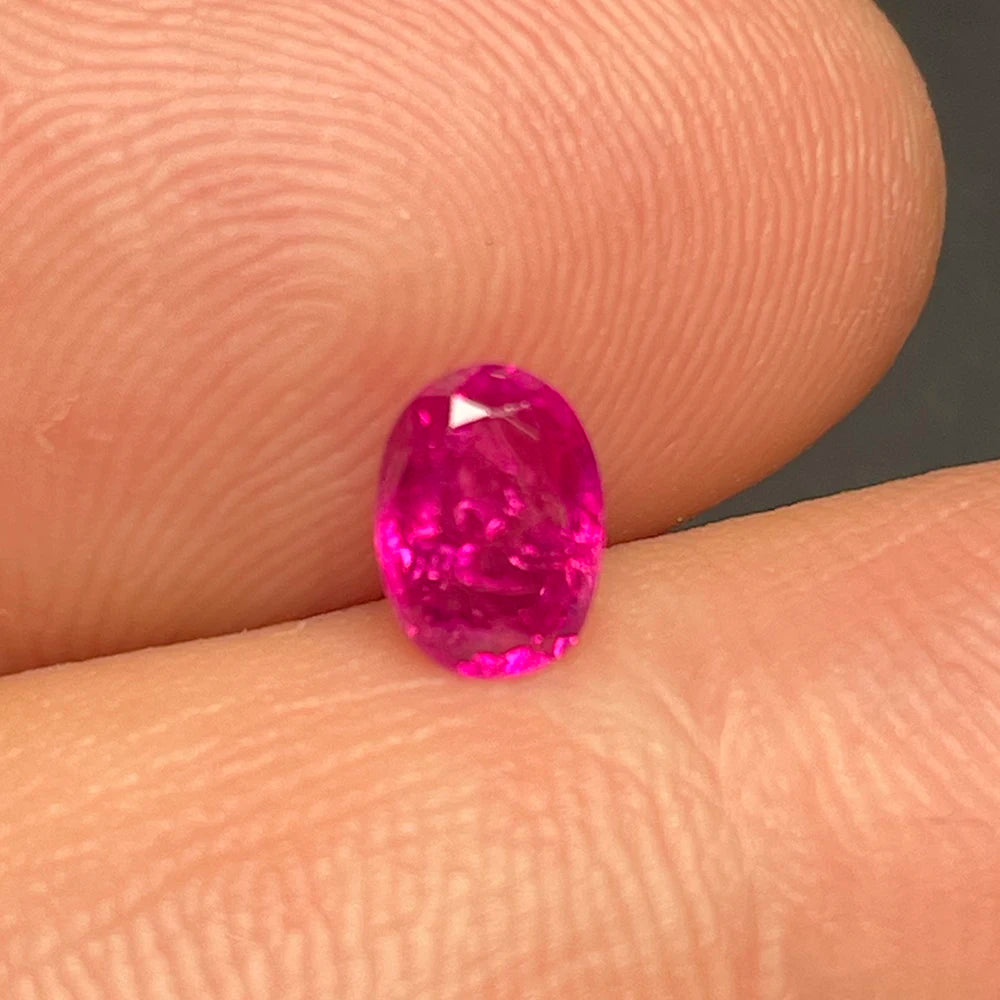 Ruby Gemstone Natural Ruby Myanmar Origin Strong Fluorescence0.95ct Oval Pigeon Blood UsedFor Ring Pendant Earring Jewelry Desig
