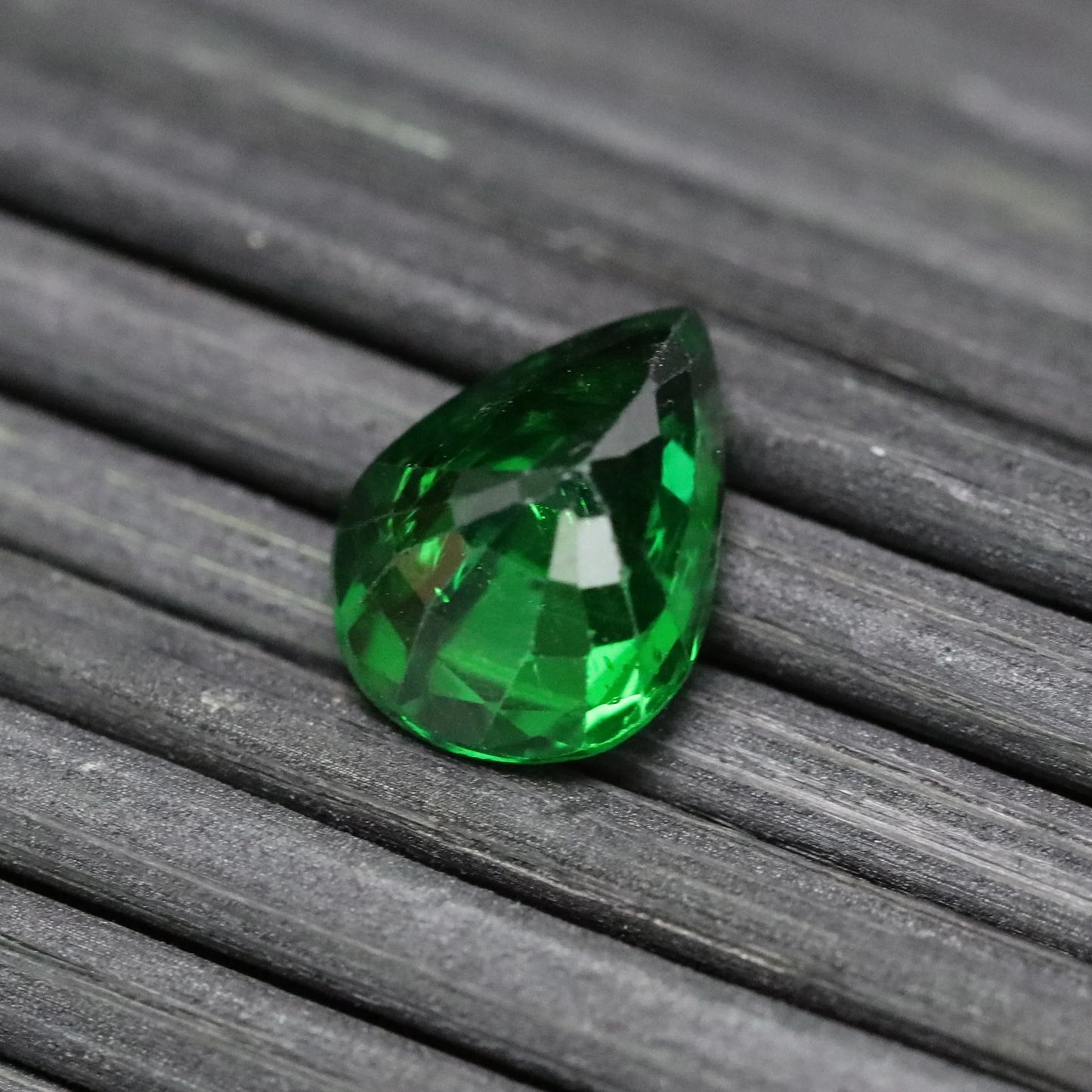 Gemstone1.6ctTsavorite Garnet Water drop shape8.46X6.48X4.16mm Private Custom Ring Pendant Earring Main Stone Natural Untreated