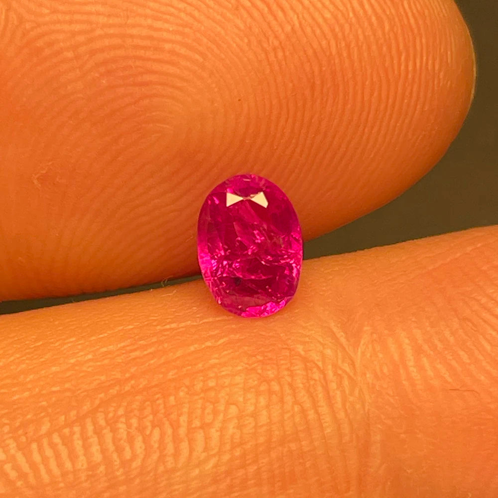 Ruby Gemstone Natural Ruby Myanmar Origin Strong Fluorescence0.95ct Oval Pigeon Blood UsedFor Ring Pendant Earring Jewelry Desig