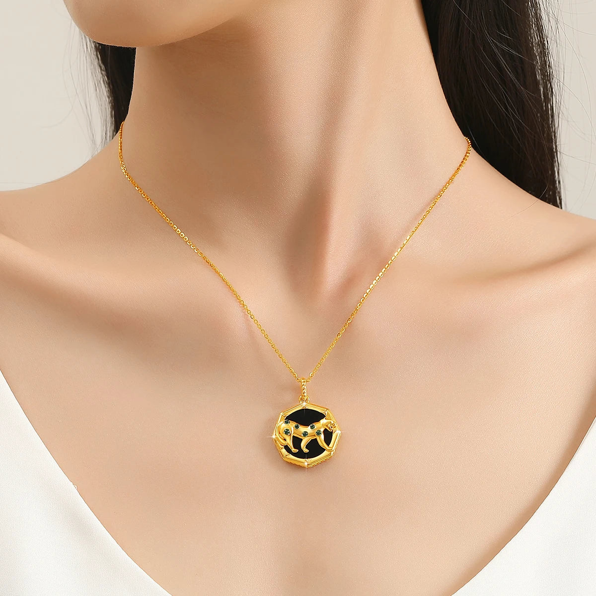 100% Real AU750 18K Gold Leopard Necklace Women Black Agate Pendant With Certificate Waterproof Fine Jewelry For Gift Prensent
