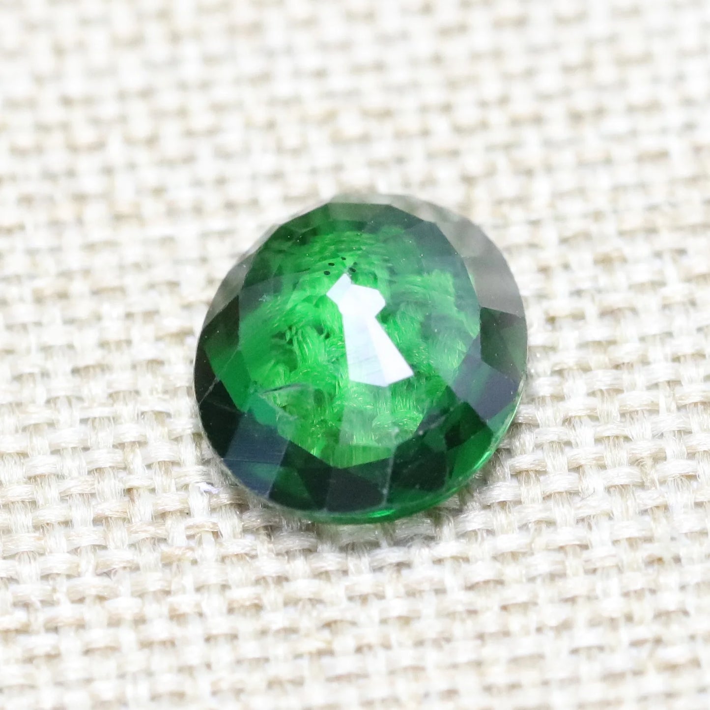 Gemstone 1.3ct Tsavorite Garnet Oval8.15X6.80X2.92mm Private Custom Ring Pendant Earring Main Stone Natural Untreated