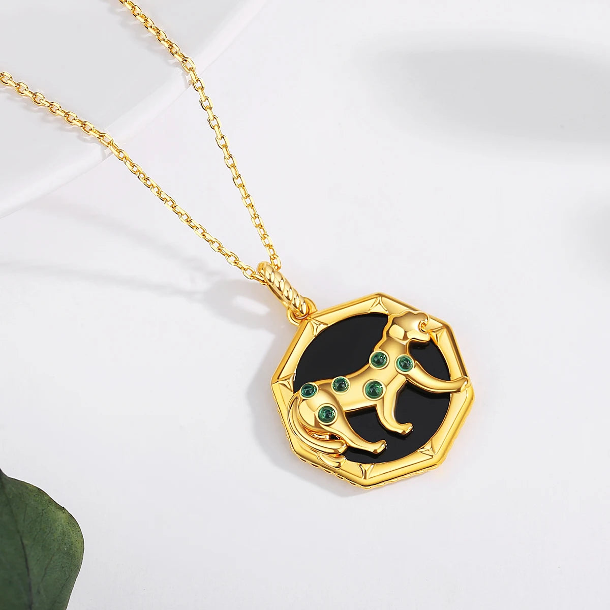 100% Real AU750 18K Gold Leopard Necklace Women Black Agate Pendant With Certificate Waterproof Fine Jewelry For Gift Prensent