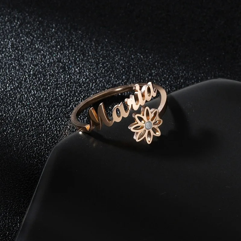 36 styles de bagues personnalisées pour hommes et femmes, bijoux de cadeau de mariage personnalisés, bagues de couple à double nom, bagues de nom de taille réglable
