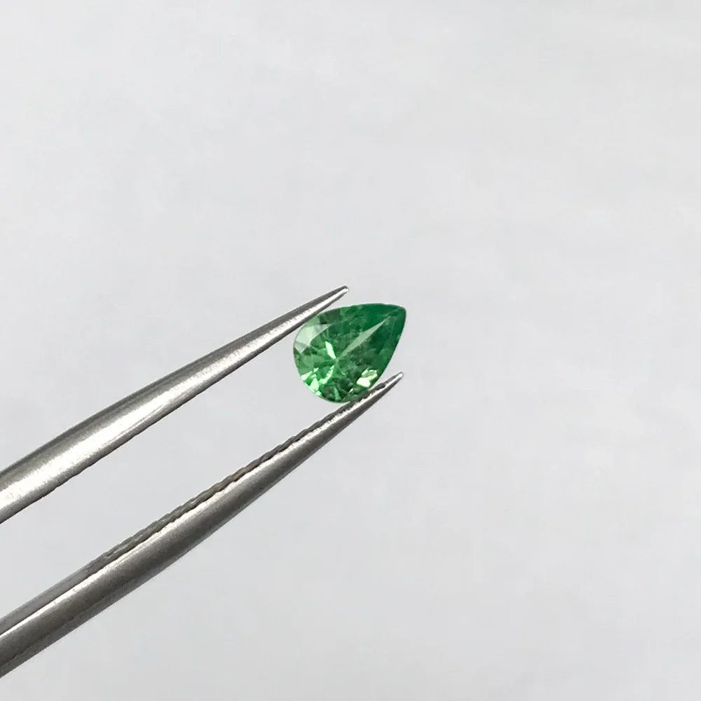 Natural Tsavorite Loose Gemstone Pear 4*6mm Good Color for Silver Gold DIY Jewelry Making Mounting