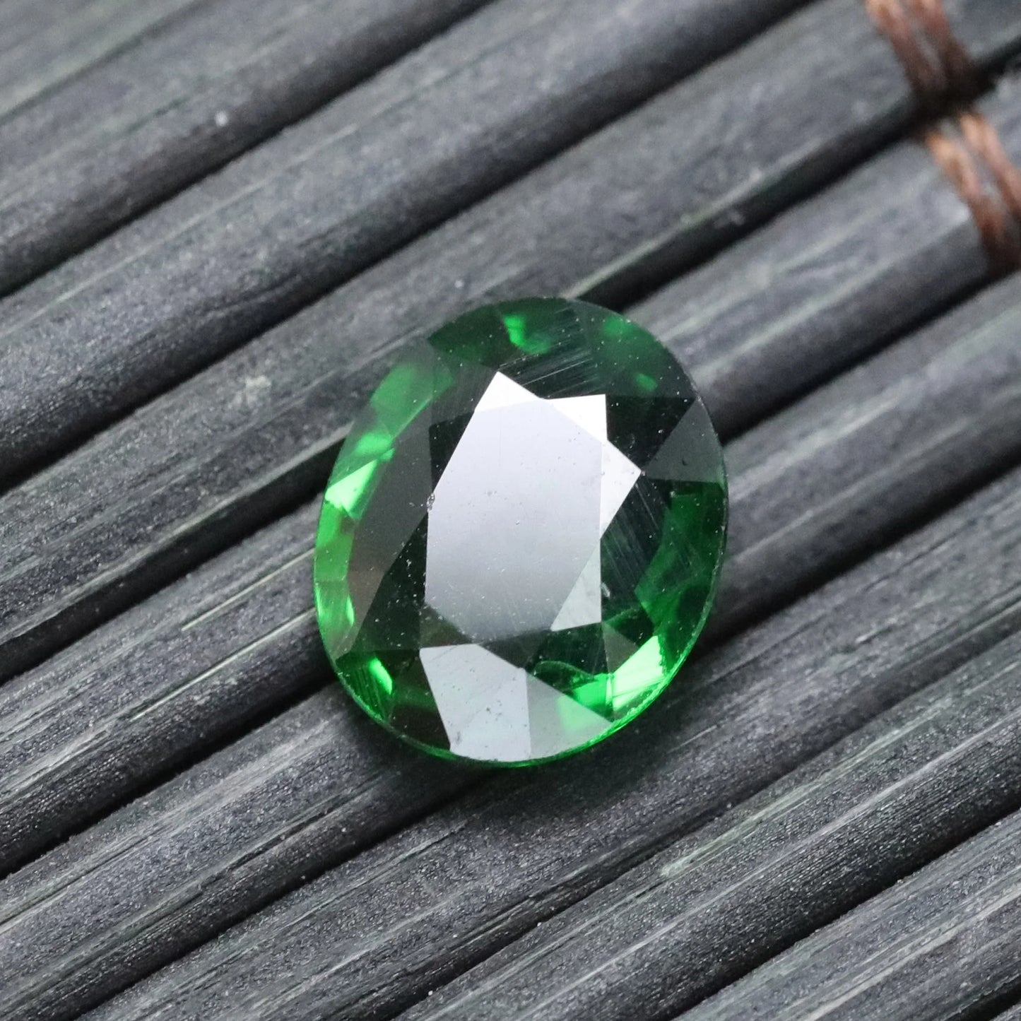 Gemstone 1.3ct Tsavorite Garnet Oval8.15X6.80X2.92mm Private Custom Ring Pendant Earring Main Stone Natural Untreated