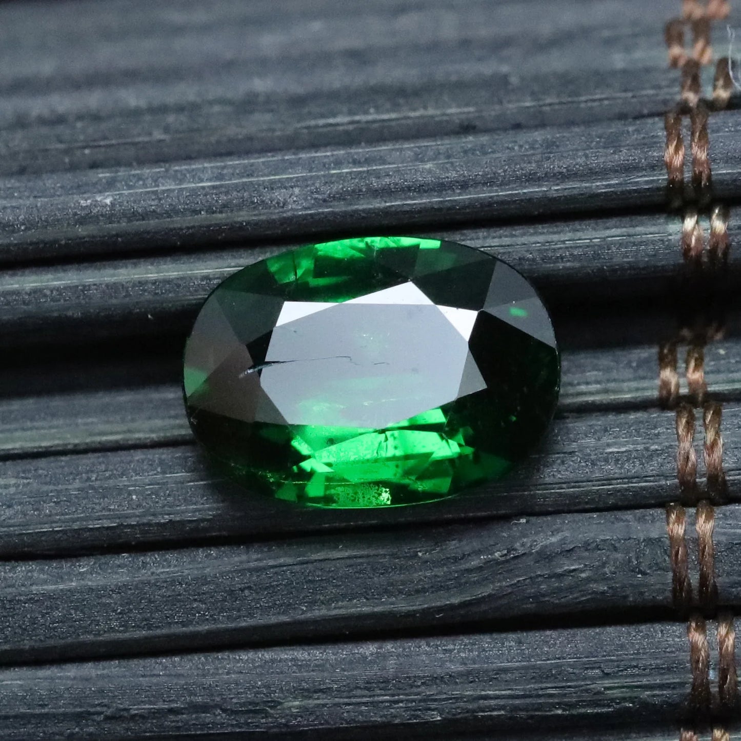 Gemstone 2.50ct Tsavorite Garnet Oval 10.19X7.37X3.91mm Private Custom Ring Pendant Earring Main Stone Natural Untreated