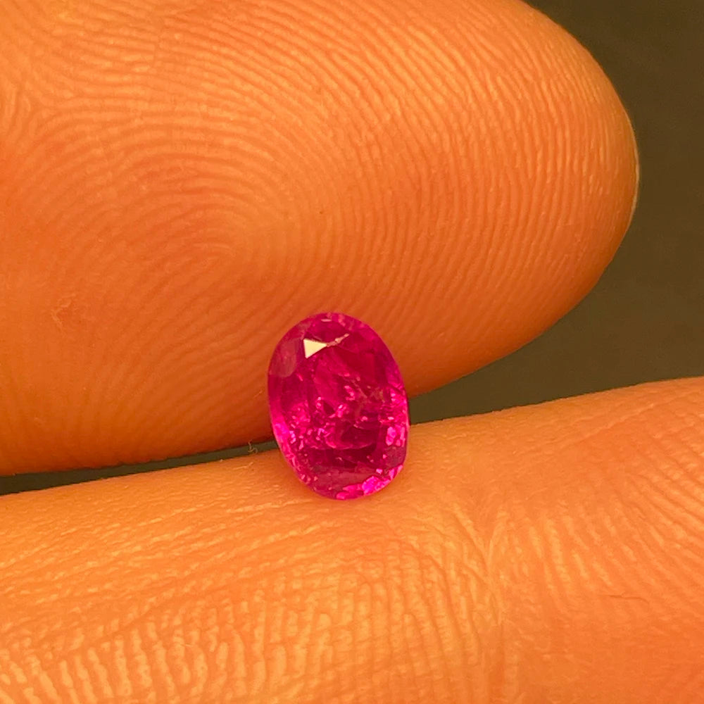 Ruby Gemstone Natural Ruby Myanmar Origin Strong Fluorescence0.95ct Oval Pigeon Blood UsedFor Ring Pendant Earring Jewelry Desig