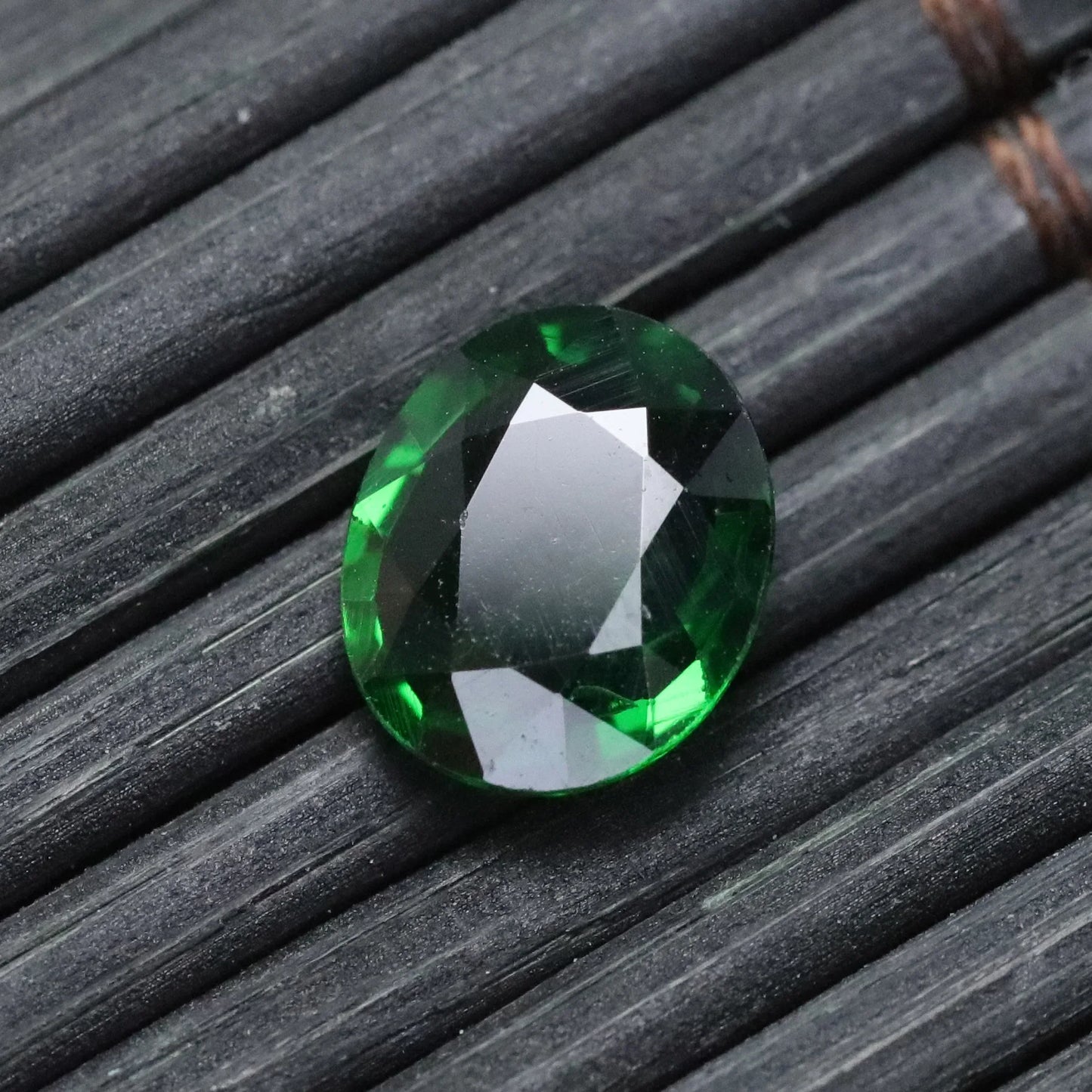 Gemstone 1.3ct Tsavorite Garnet Oval8.15X6.80X2.92mm Private Custom Ring Pendant Earring Main Stone Natural Untreated