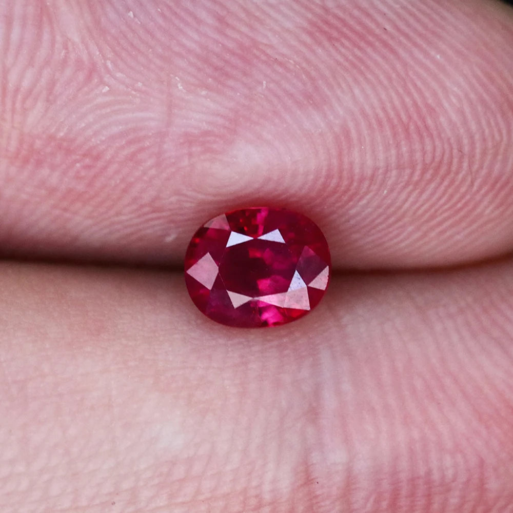 Gemstone Ruby Pigeon Blood Red Natural Myanmar Ruby 1.02ct Strong Fluorescence Customized Ring Pendant Earring Main Stone
