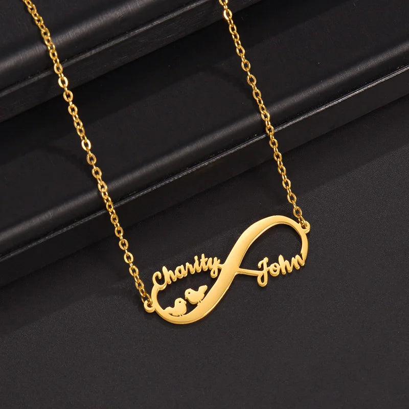 Auxauxme Colliers Personnalisés avec Nom pour Femmes en Acier Inoxydable Pendentif Coeur Infini Personnalisé Couple Ami Bijoux Cadeaux