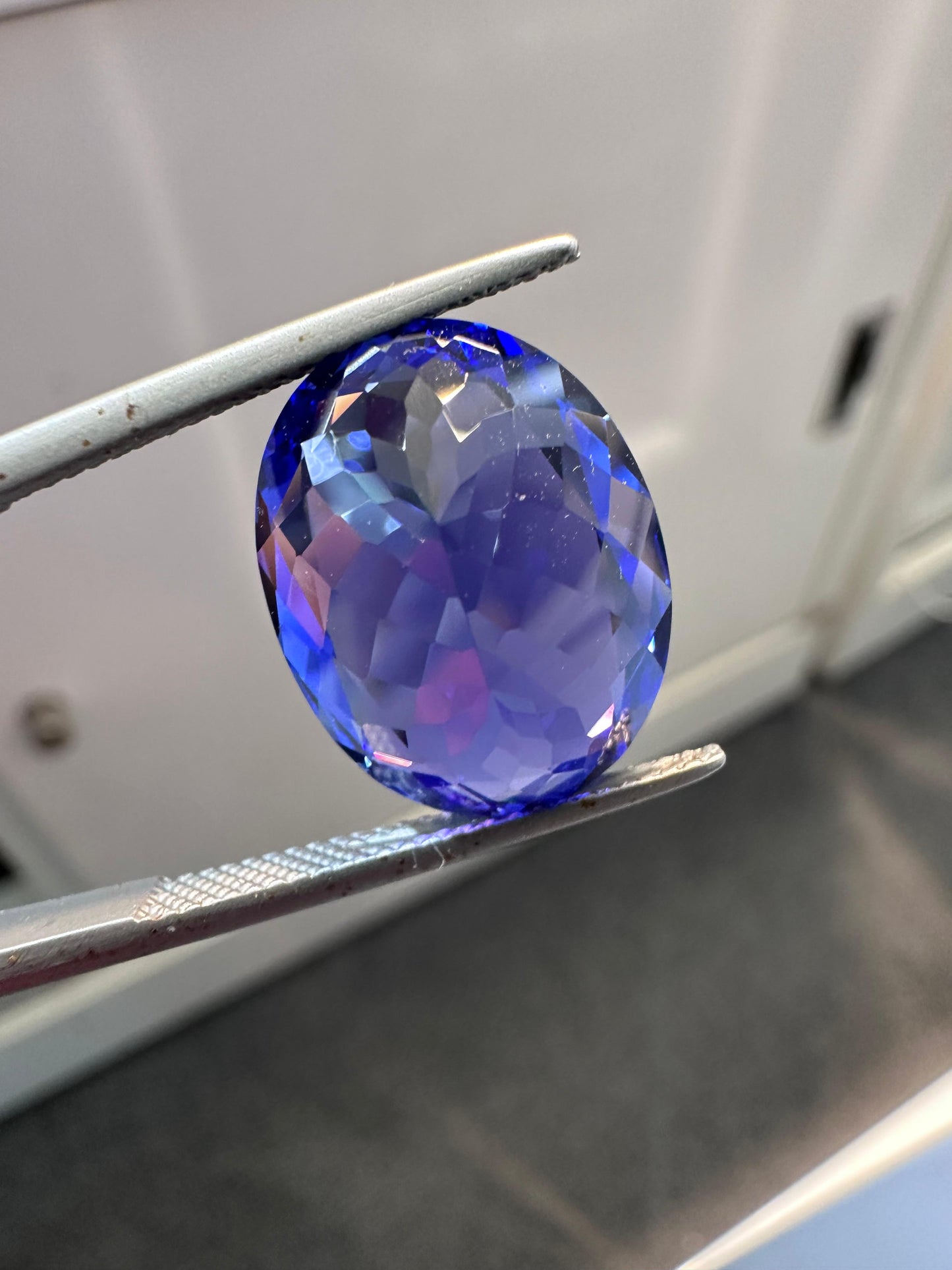 Royal Blue Elegant Tanzanite Blue Oval Brilliant Cut 12.56ct Loose Gemstone