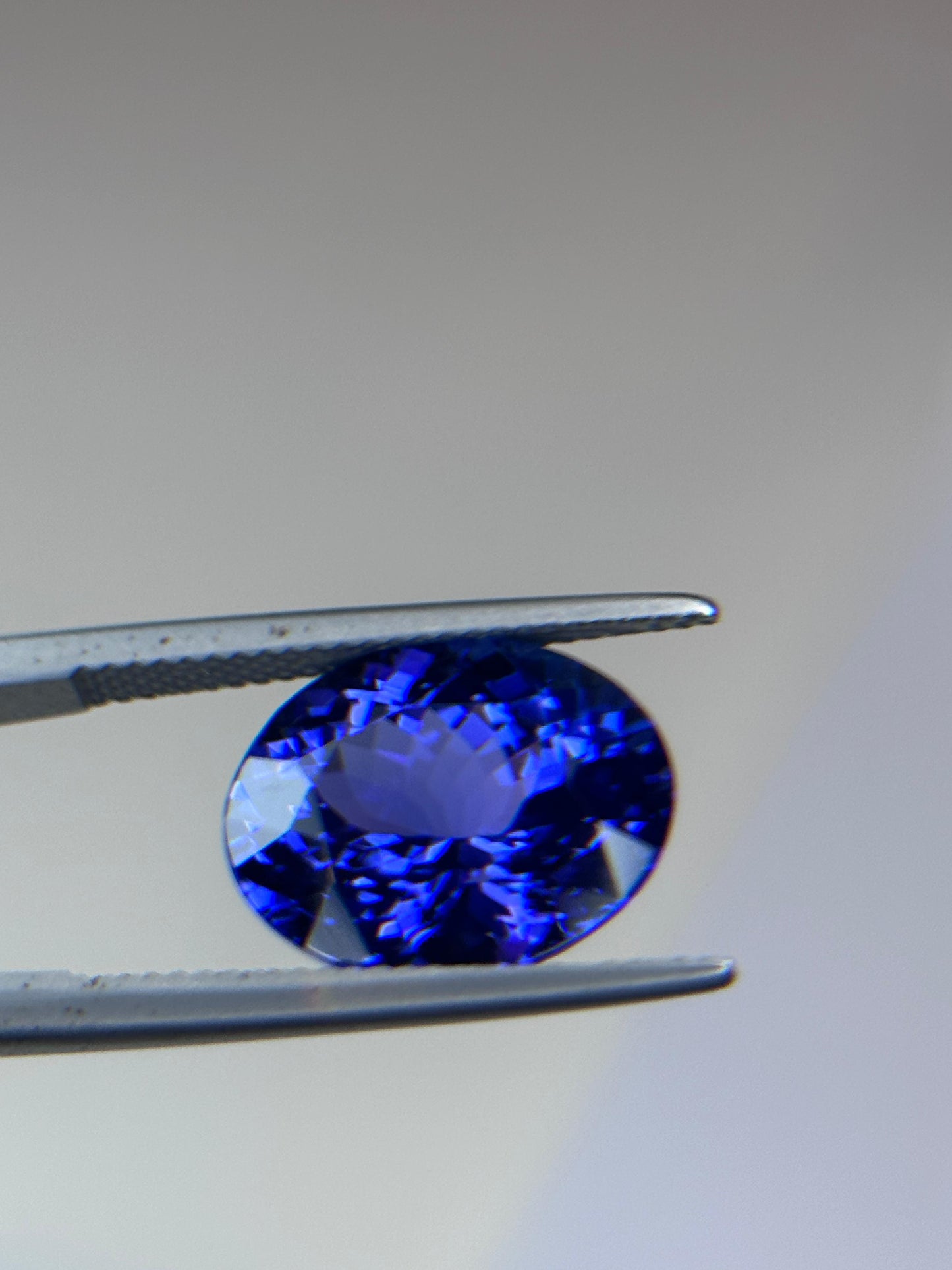 Natural Tanzanite Vivid Blue Oval Shape Brilliant Cut 9.0ct VVS Loose Gemstone Customize