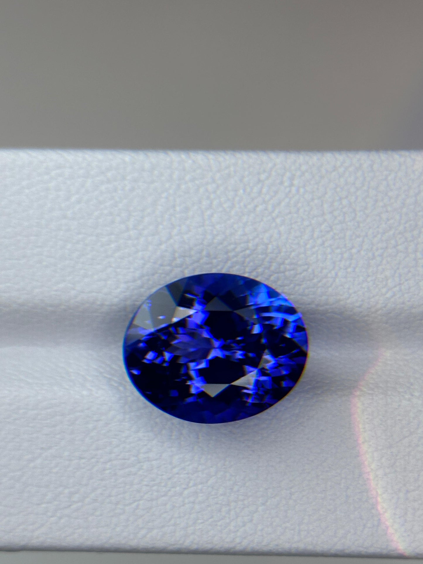 Natural Tanzanite Vivid Blue Oval Shape Brilliant Cut 9.0ct VVS Loose Gemstone Customize